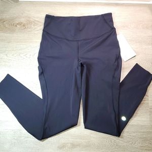 Lululemon Base Pace HR Tight. NWT.